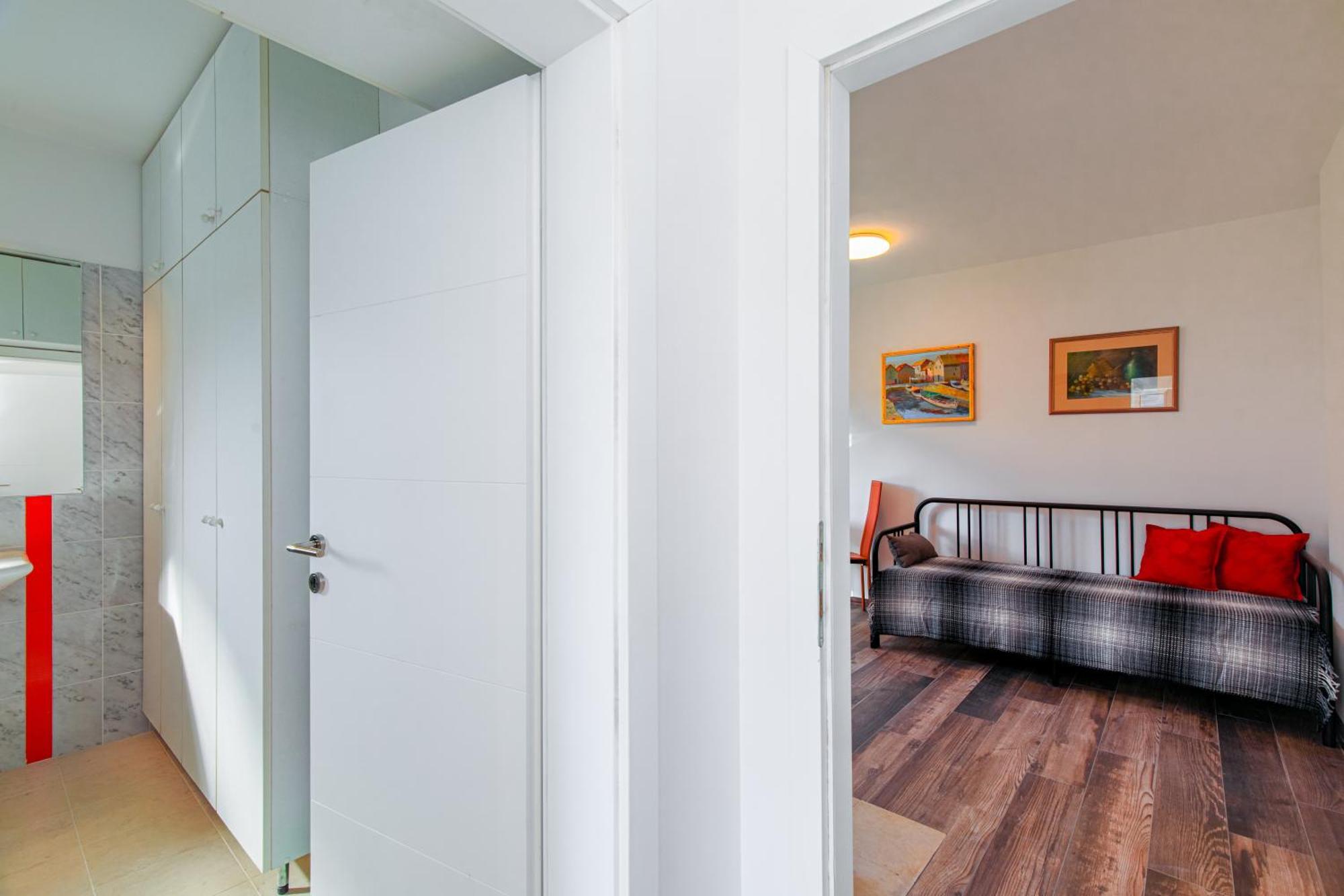 Cesarica Apartment Krk Town