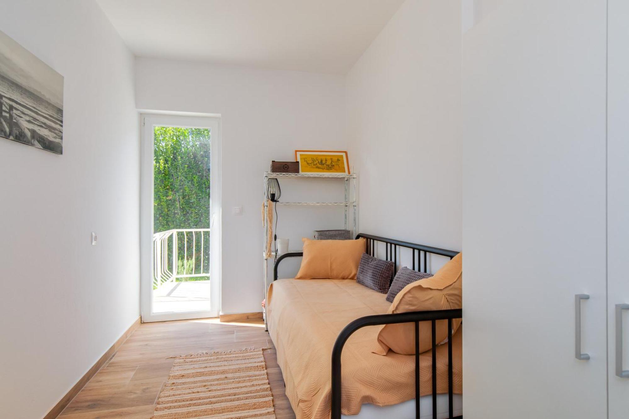 Apartament Cesarica